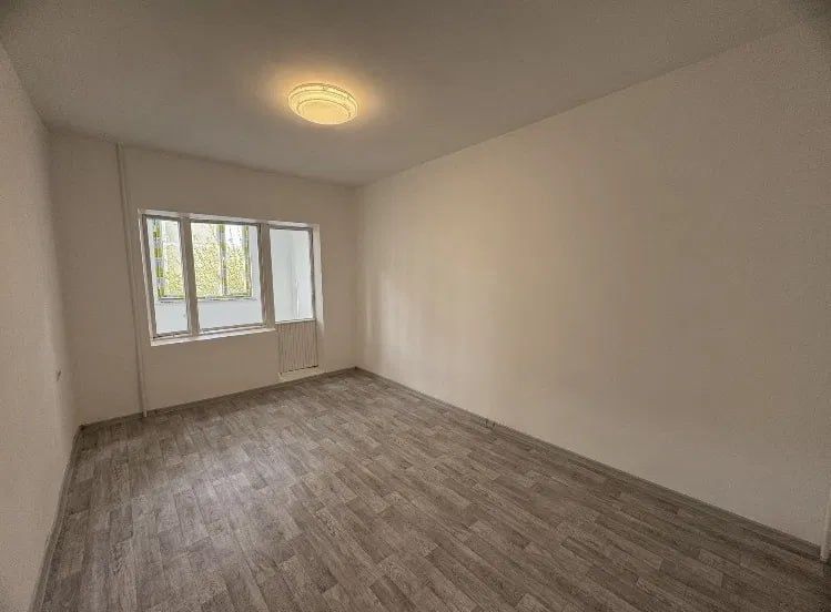 1 ком. (1/4/5) квартира, 45 м², с бал. 2х6! М-в Дустлик 1 (Сергели)