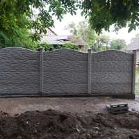 Gard prefabricat din placi de beton
