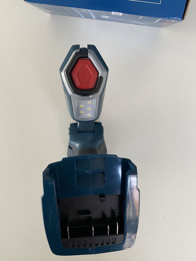 Акумулаторна лампа Bosch 18V-300 Professional