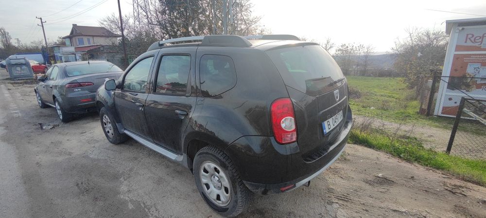 Продавам Дачия Дъстър  1.6 бензин/газ 4х4