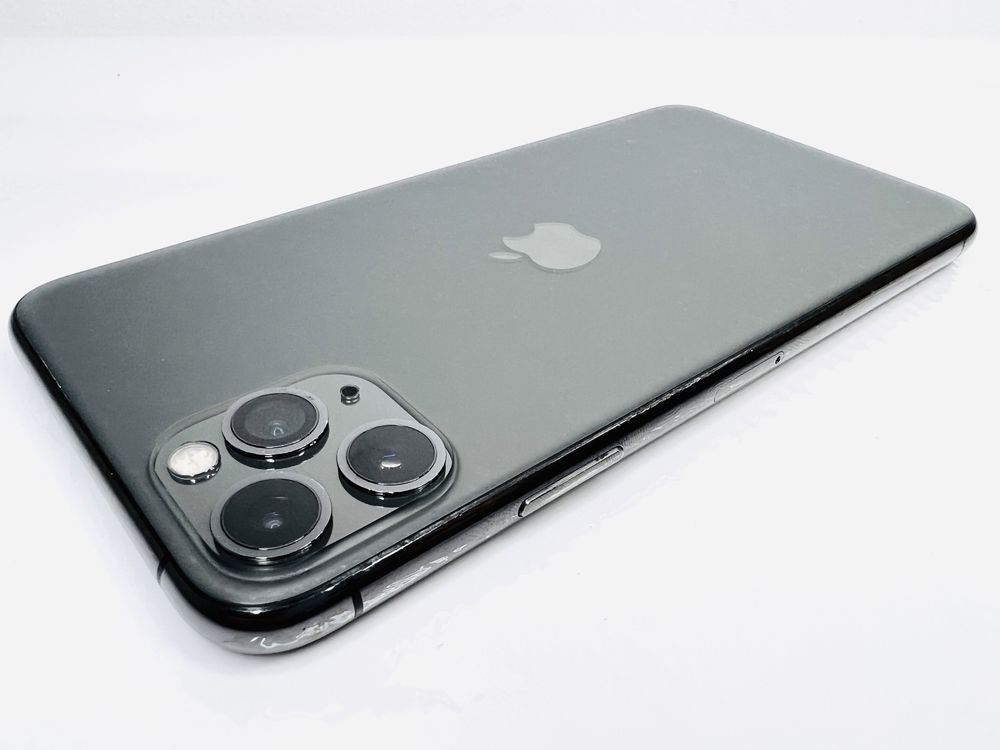 Apple iPhone 11 Pro Max 64GB Space Gray Отличен! Гаранция!