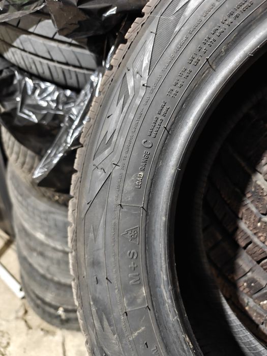 Set 4buc anvelope Toyo tires Observe Van 195/60/16c