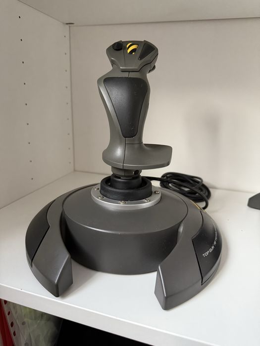Thrustmaster Top Gun Afterburner 2 Consola tip Joystick
