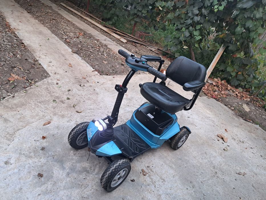 Cărucior scuter electric
