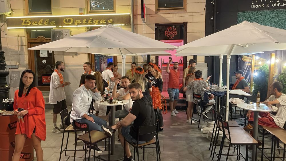 Vand afacere, bar in centrul vechi al Craiovei