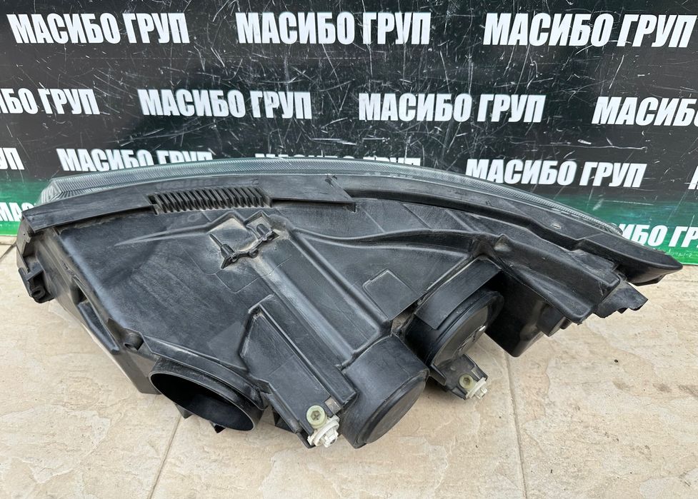 Фар far десен фарове за Шкода Суперб Skoda Superb