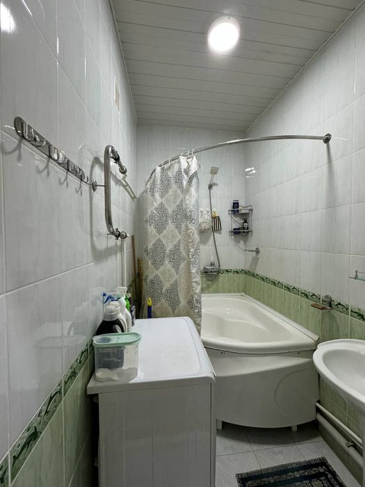 Банковский дом 2 в 3.массив феруза экобозор чимган.