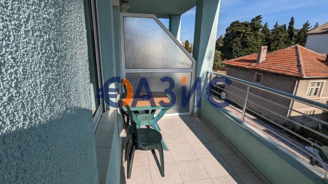 Спешно!!!Семеен хотел в гр. Приморско, 5 етажа, РЗП 780 м2, 26613082