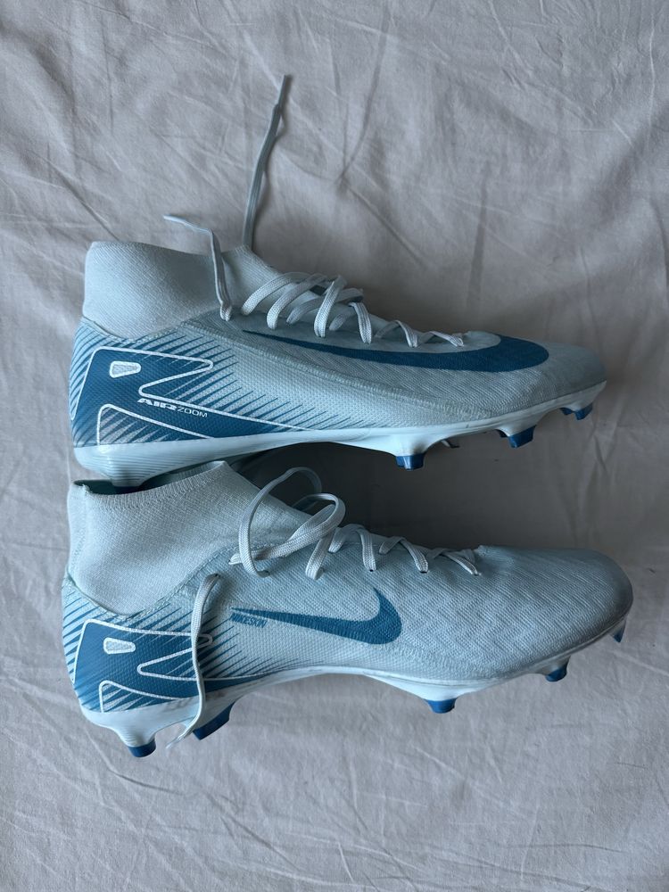 Бутонки Nike Mercurial Superfly 10 Academy MG