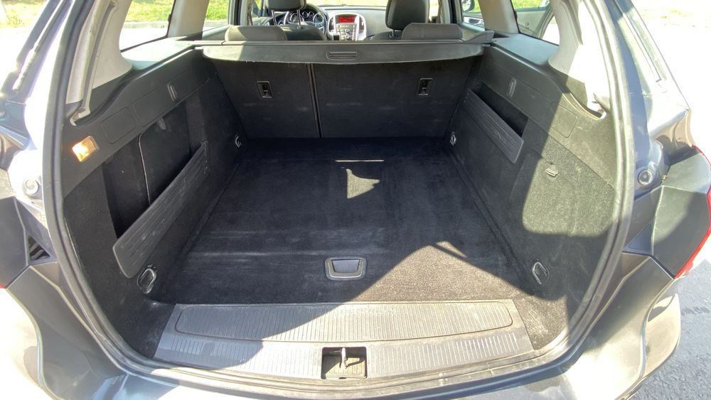 Opel astra 1.4 Turbo 140 hp  LPG (фабрична газ)
