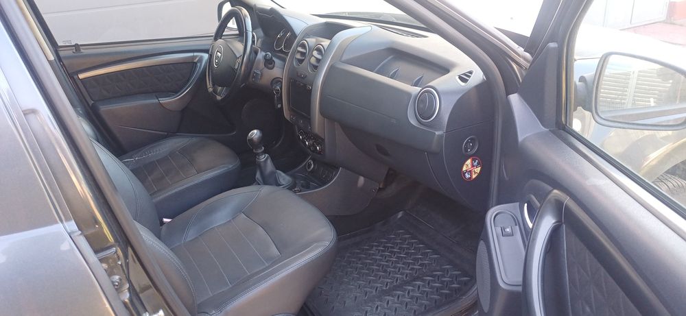 Dacia Duster 4x4  1.5 dci  150.000 km  2014