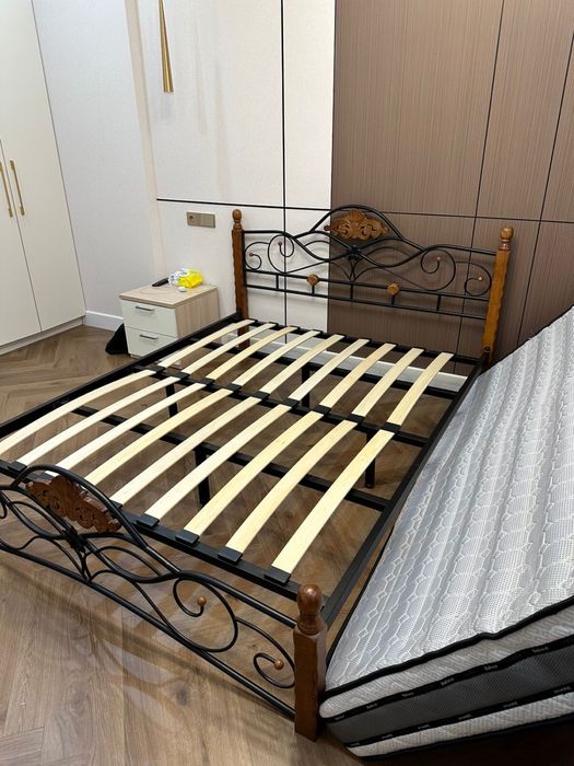 Кровать 160*200см