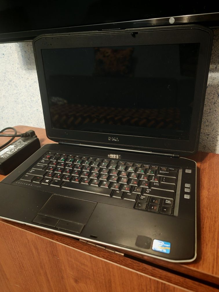 Ноутбук Dell отлично работает