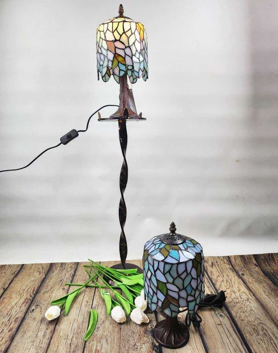 Настолна лампа "Wisteria"