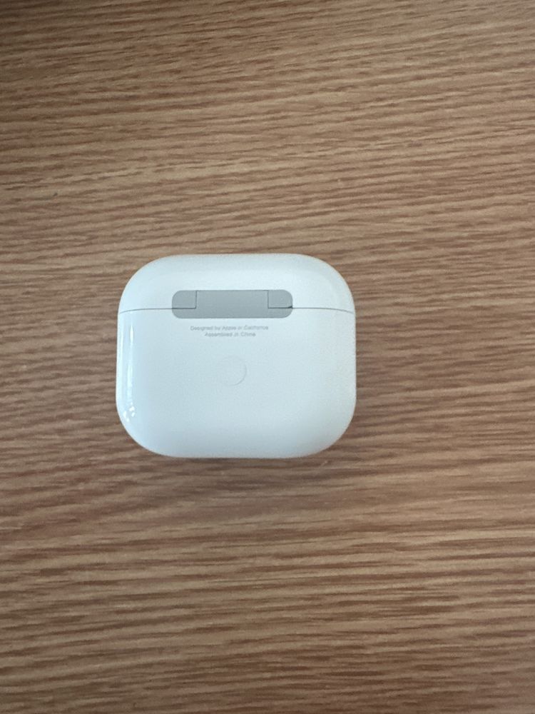 Vand airpods generatia a 3 a