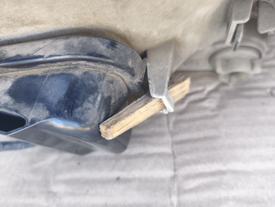 Части за Пасат 3-Б4 1.8 бензин 90 кс  Комби