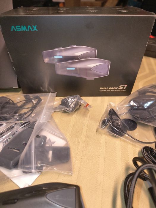 ASMAX S1 Bluetooth слушалки за мотоциклет, системи за гласово управлен