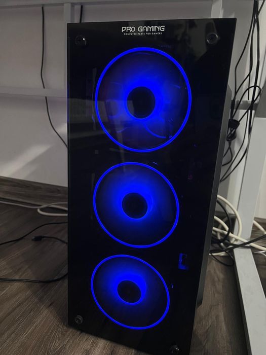 Vand unitate gaming+desktop 4K samsung