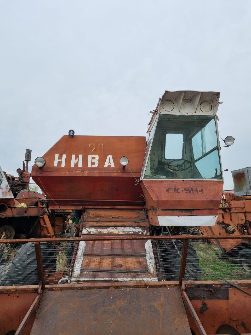 Жатка для уборки подсолнечника