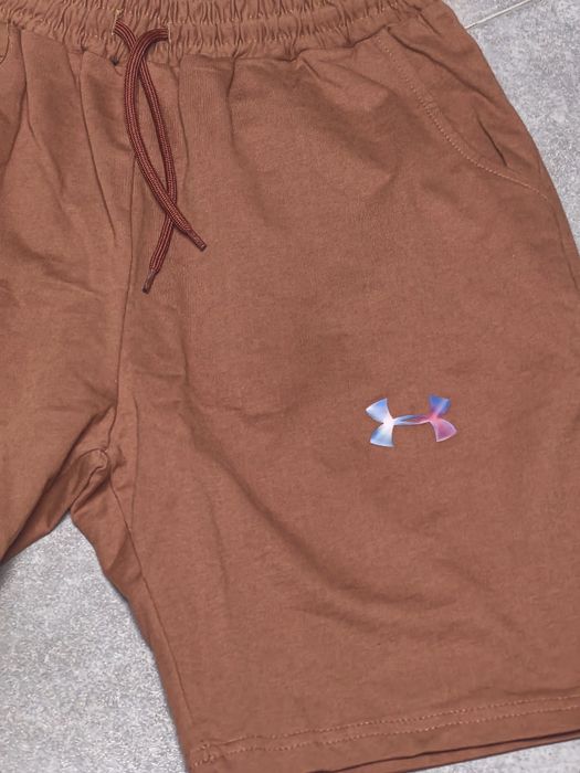 Under Armor къси панталони