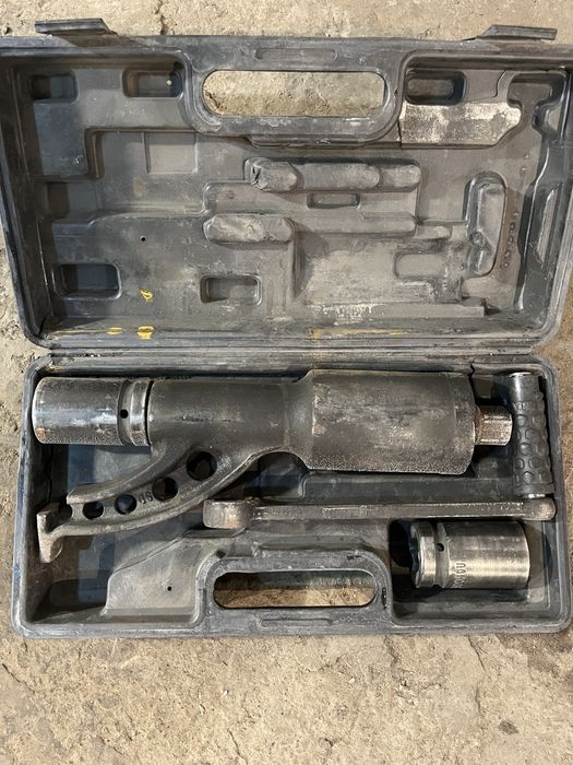 Продам балонный ключ