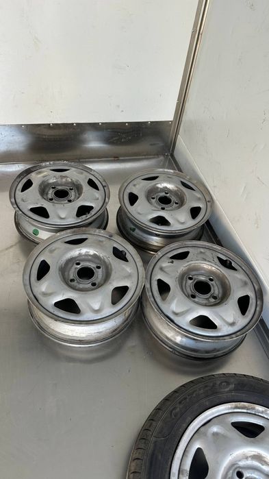 Продаю диски Спарк состояние отличное