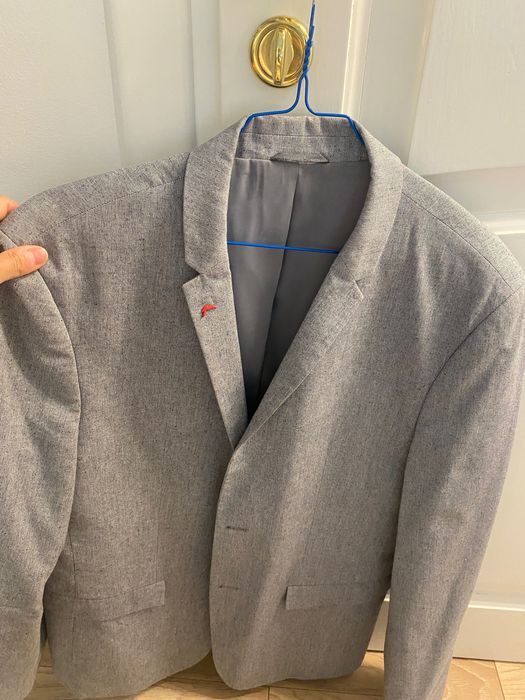 Vând sacou smart casual gri deschis de zi, rever scurt