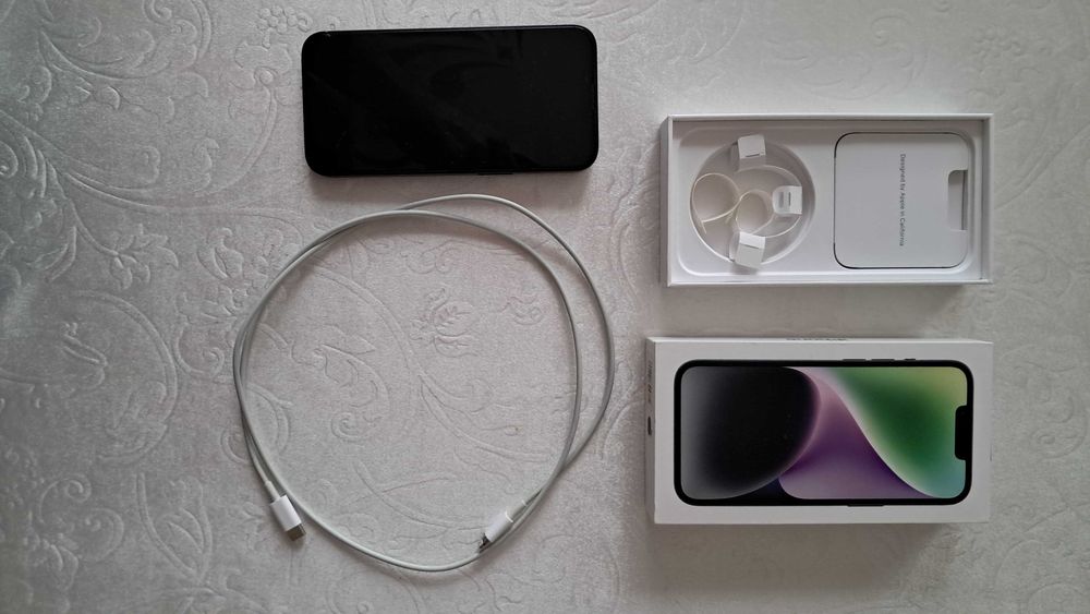 Iphone 14 телефон