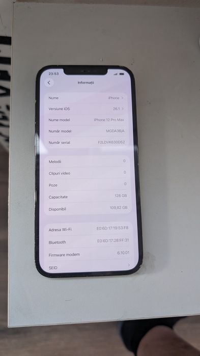 iPhone 12 pro Max. 83% baterie