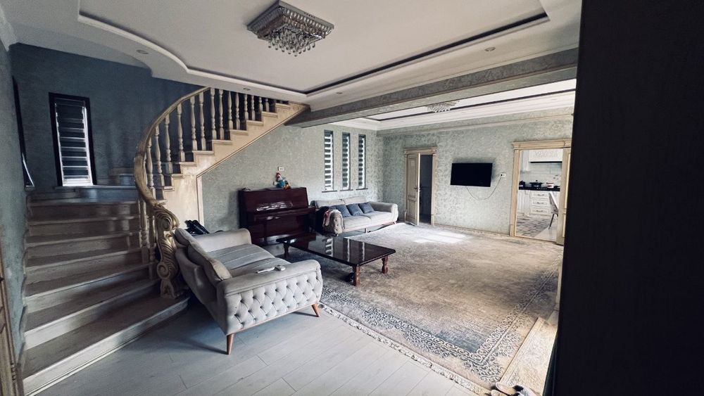 5 хонадан иборат люкс коттеж ижарага берилади!!