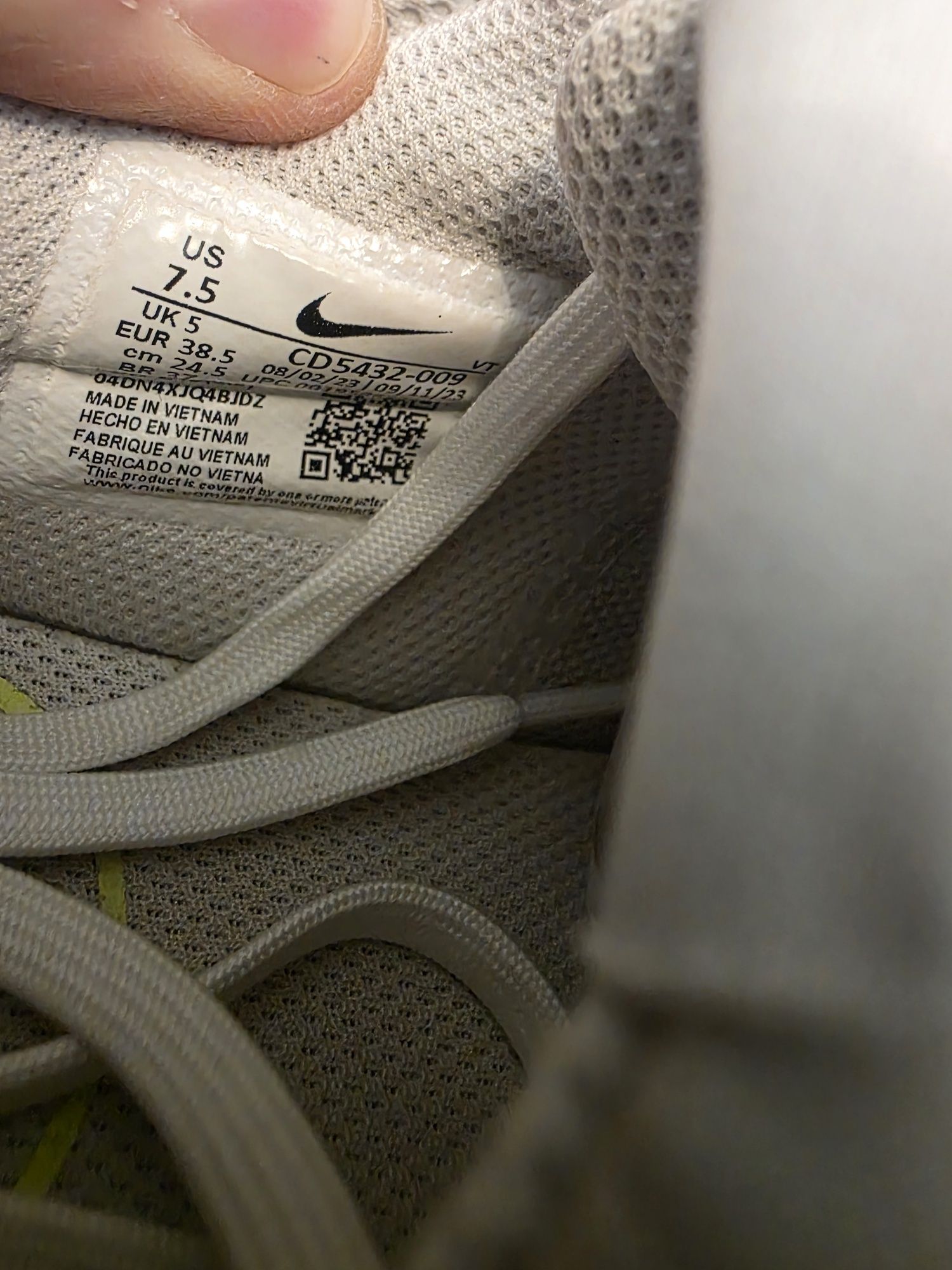 Дамски маратонки NIKE AIR MAX