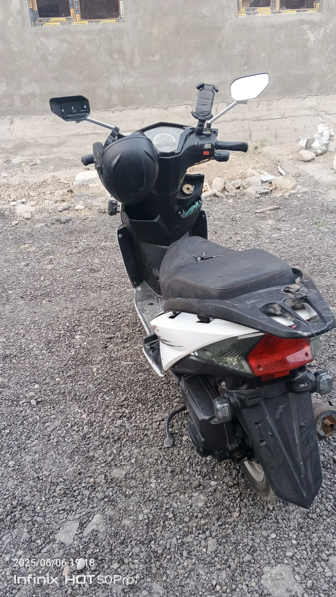 Skuter,yahwi sostayana