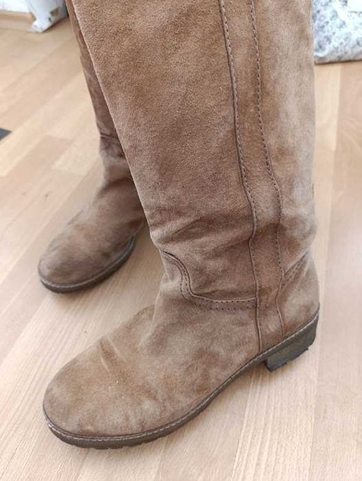 Нови високи ботуши 41-42номер за пухкаво краче