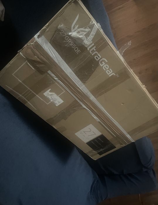 Monitor LG UltraGear 27GR95QE OLED- Panou Defect - Pentru piese/Donor