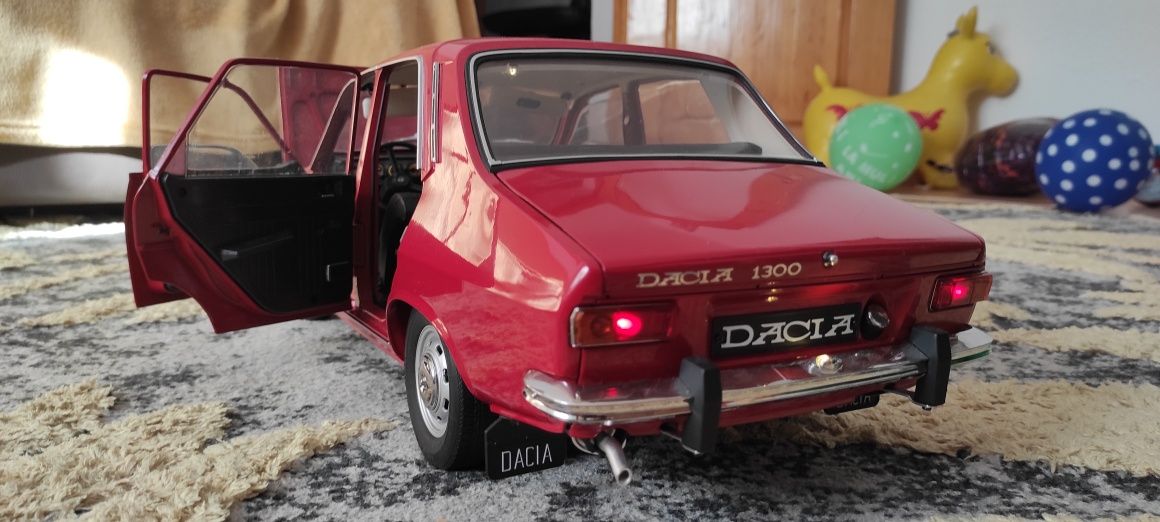 Macheta Dacia 1300 scara 1:8