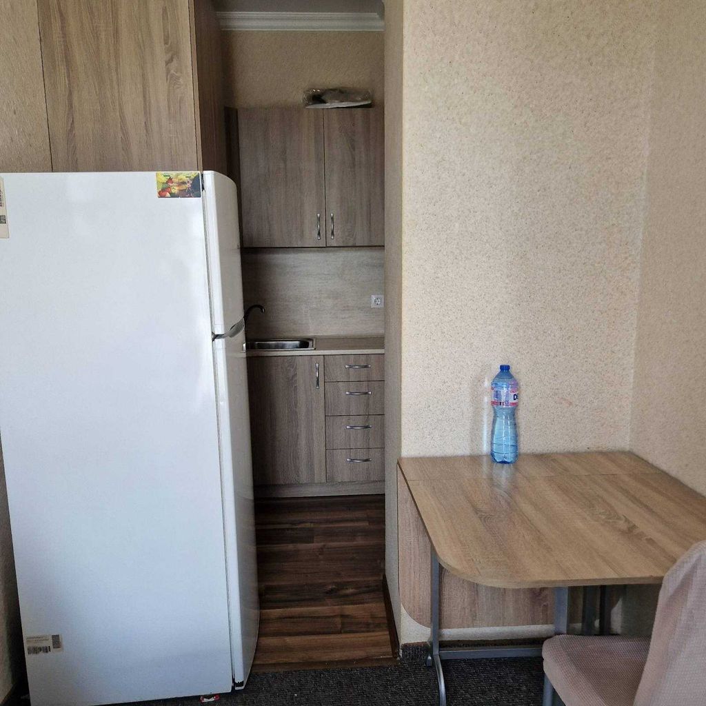Дава се под наем Двустаен апартамент в Бургас, Зорница - 48 кв.м за 400 € - Снимка #9