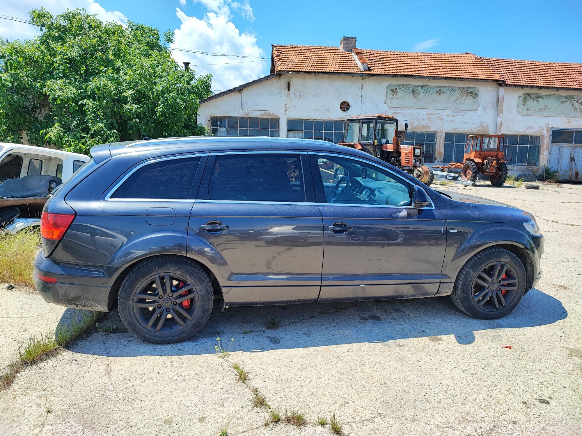 Audi Q7 3.0TDI на части
