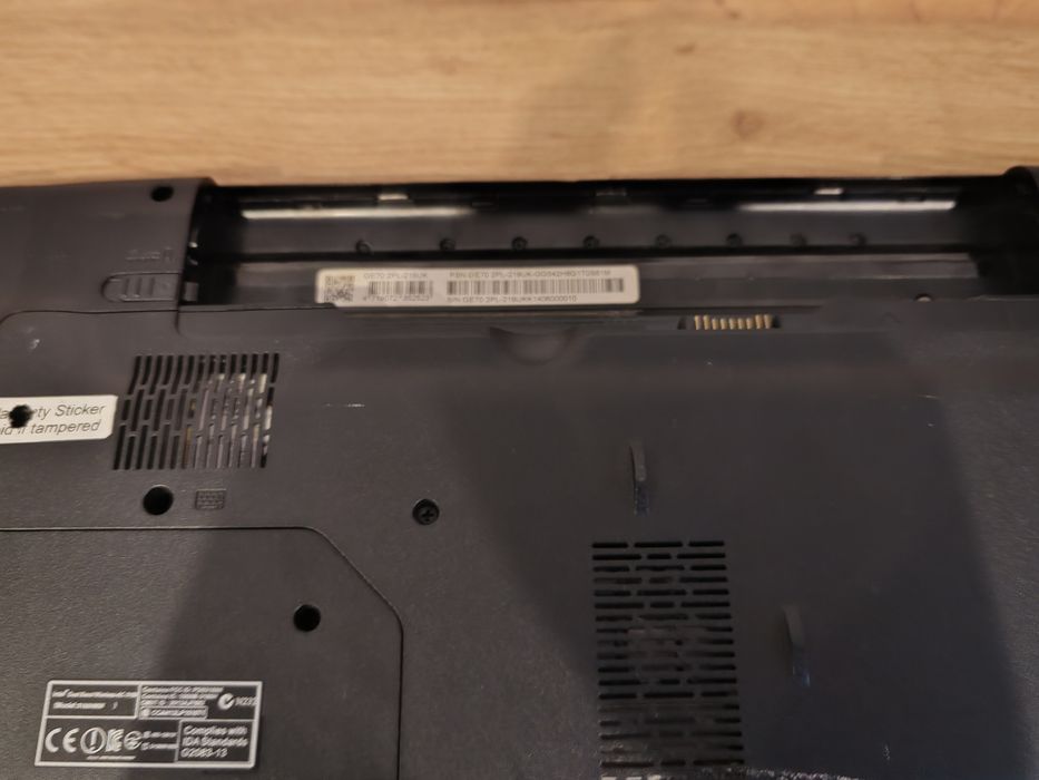 Vând laptop gaming msi ms-175a