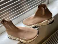 Balenciaga de vanzare