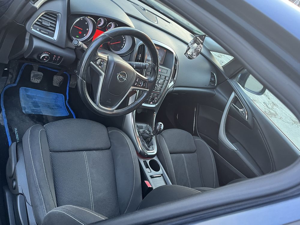 Opel Astra J 1.7Cdti 125cp