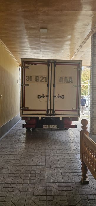 Isuzi 5 tona sotiladi