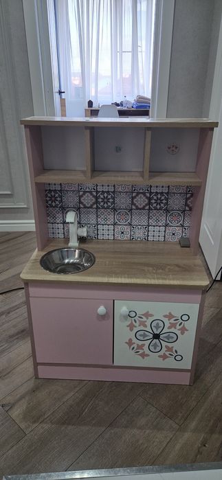 Продам детский кухонный гарнитур