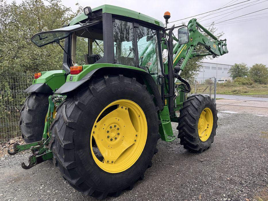 Tractor John Deere 6210 Cu Încarcator Frontal John Deere