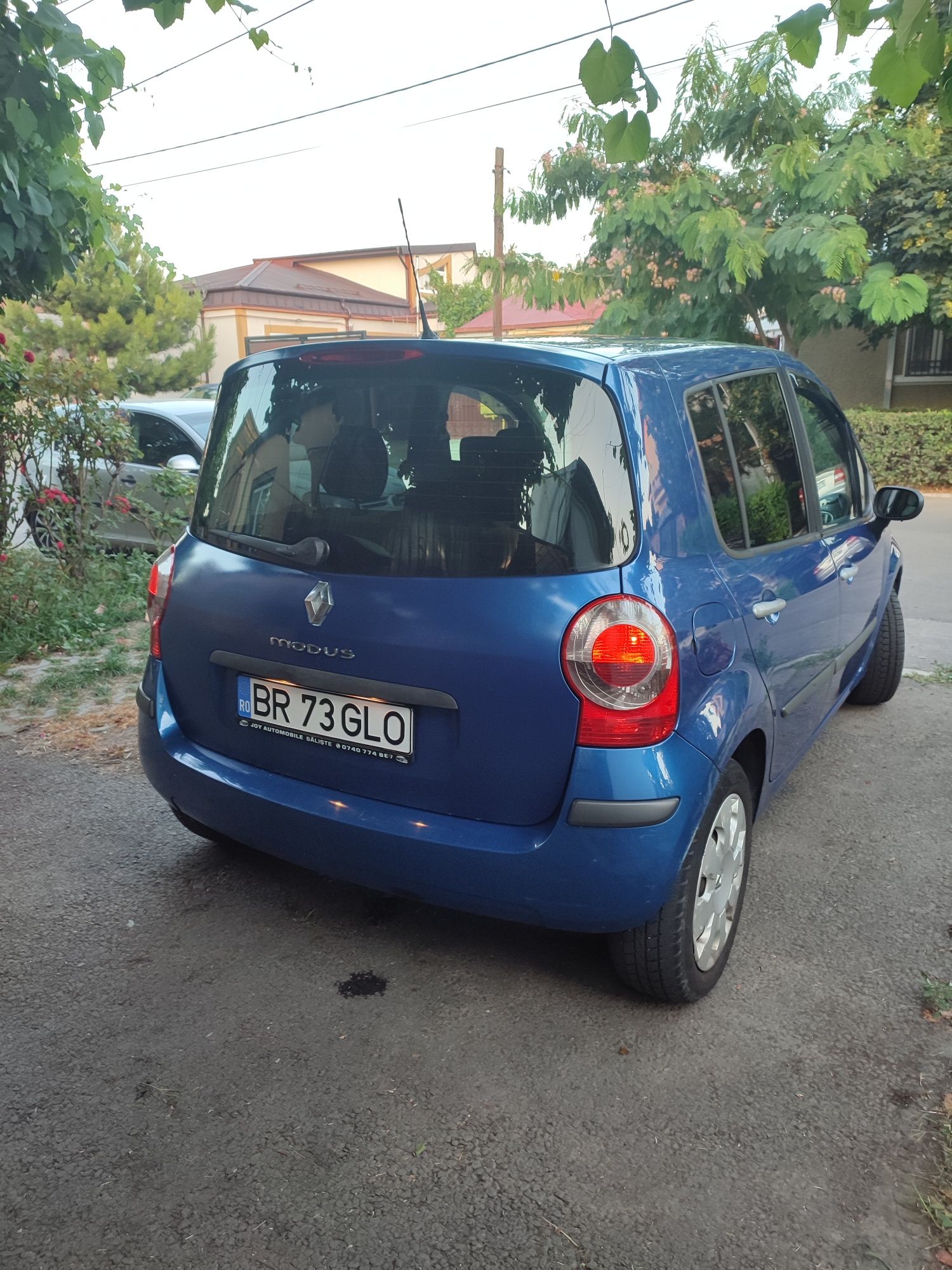 Vând Renault Modus