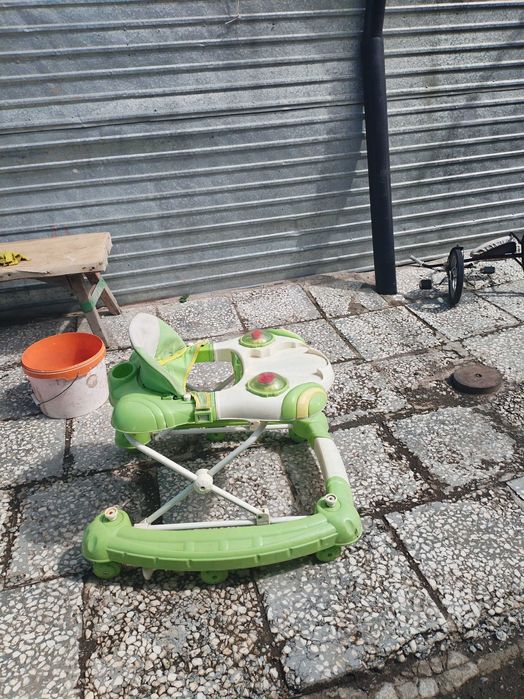 Ходунки для ребенка