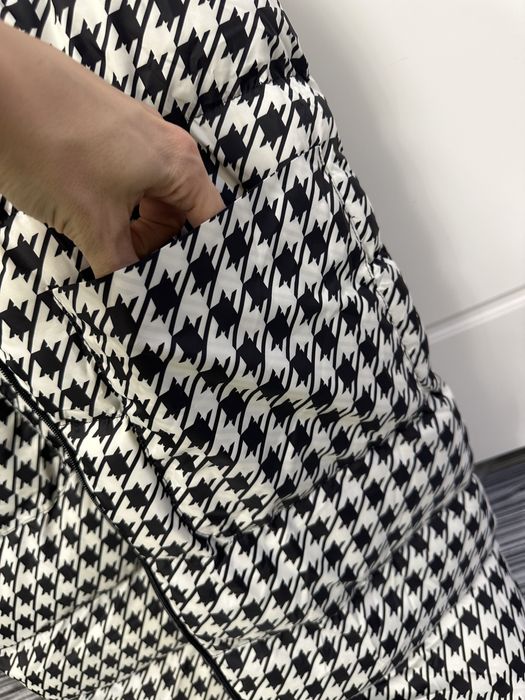 Дълъг елек с качулка