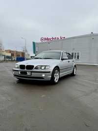 Продам BMW 318i 2003г
