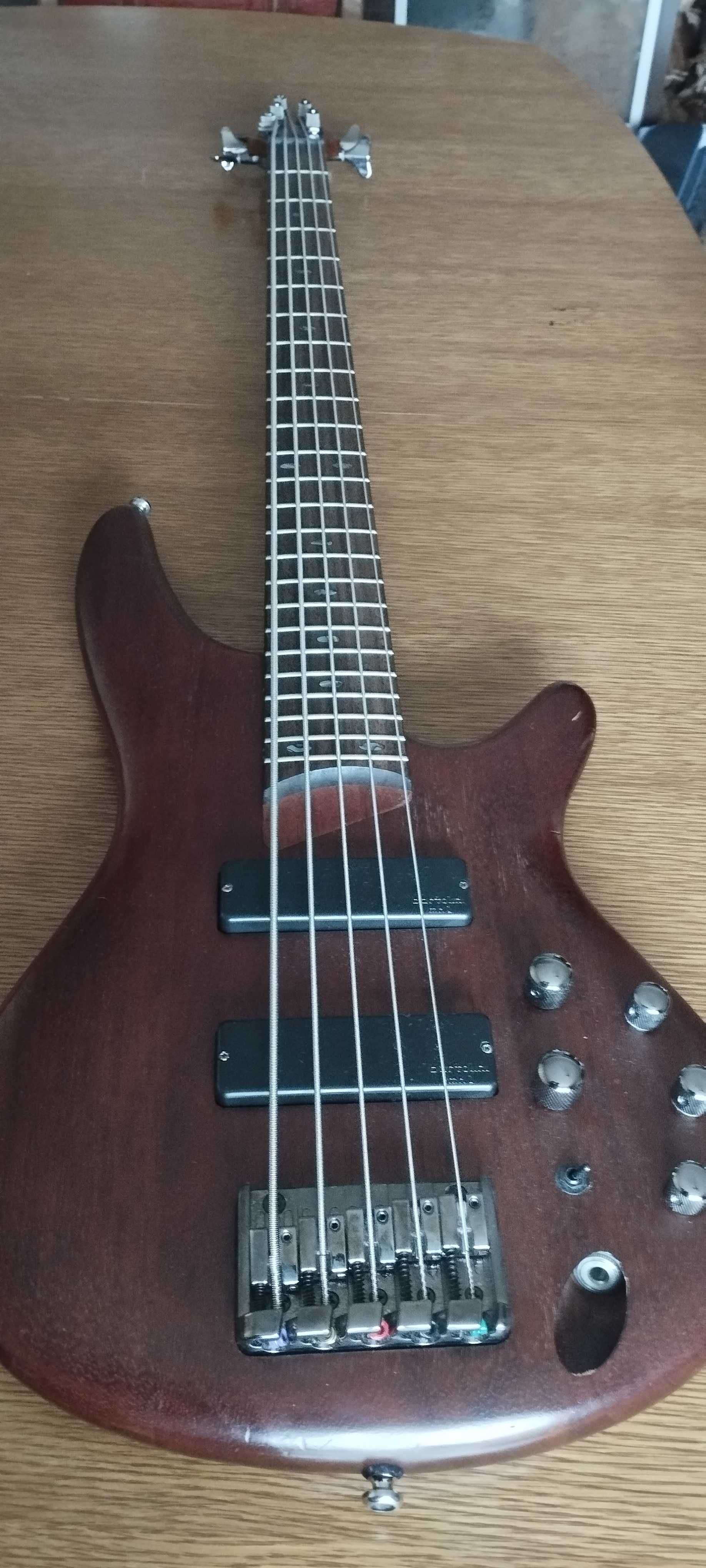 Vând chitară bass Ibanez SR 505