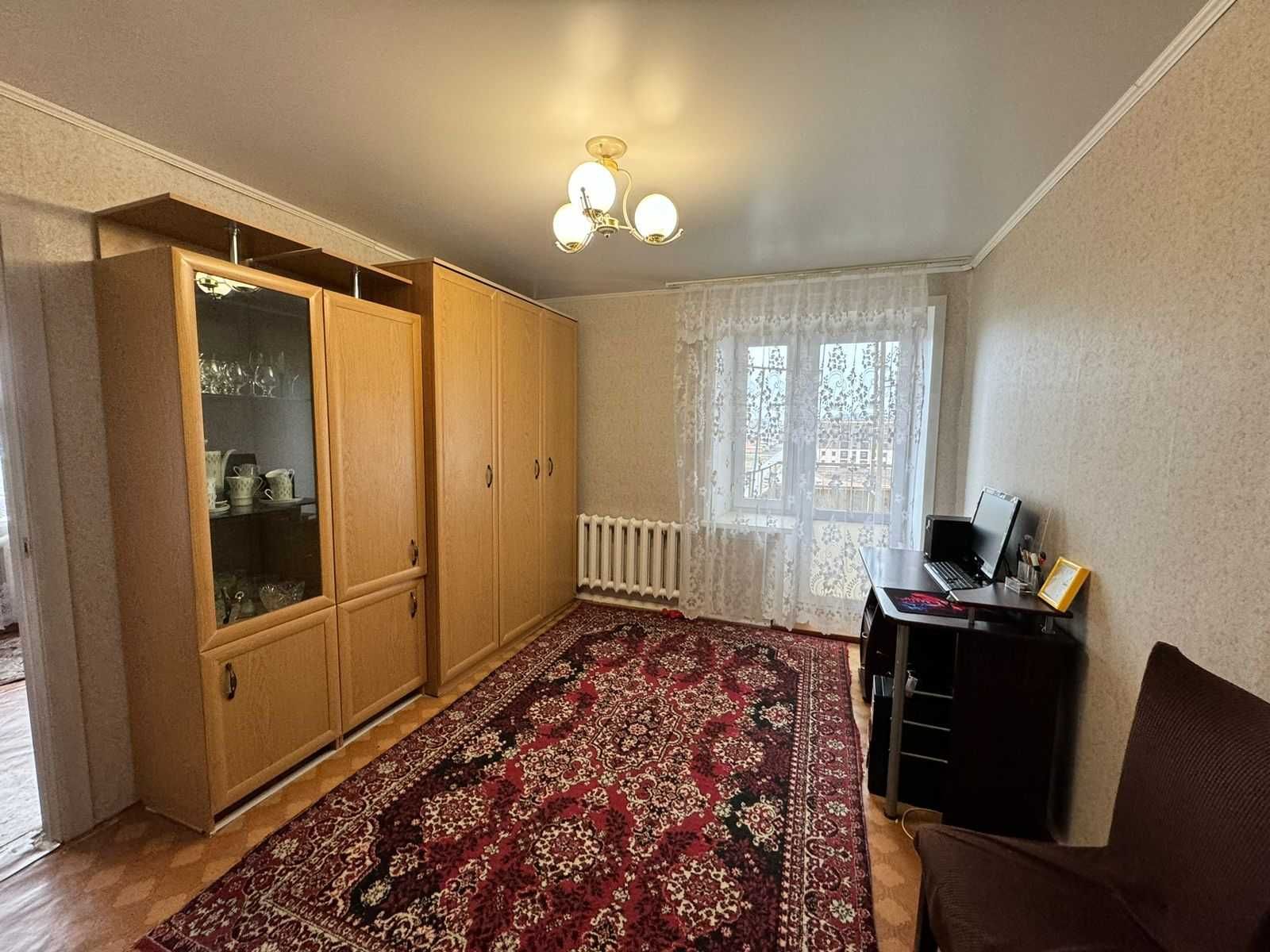 Продаём 4 комн. кв. - ул. Гапеева 7 (30 мкр.)