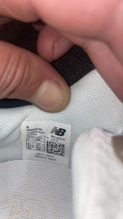 Adidani New balance marimea 37,5 ca noi